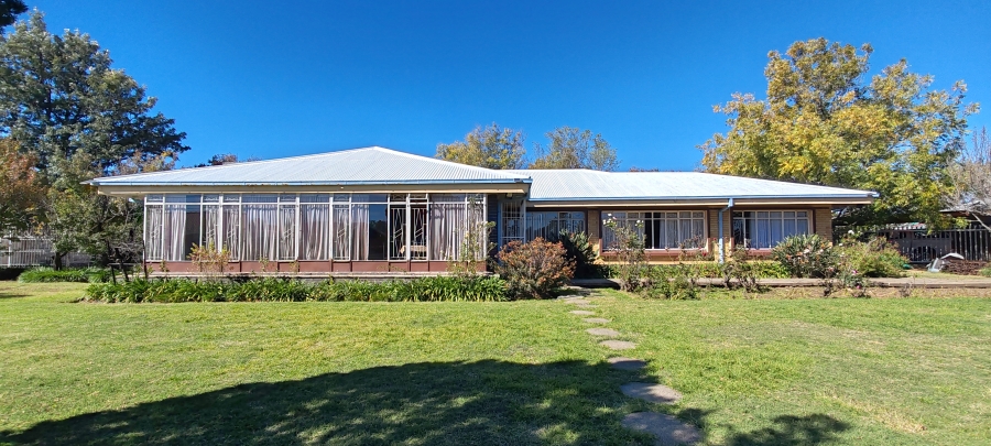 5 Bedroom Property for Sale in Vredefort Free State